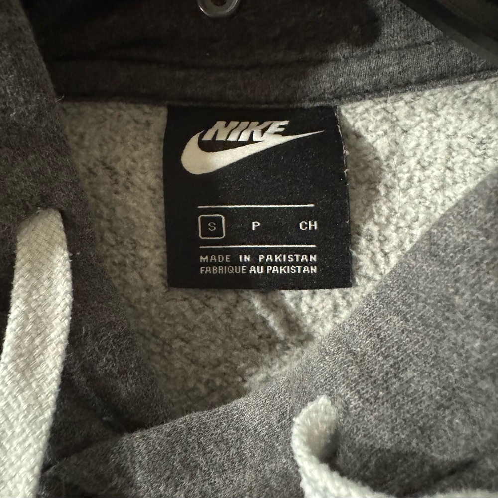 Nike Gray Hoodie White Swoosh Logo Classic Streetwear - Picture 4 of 6